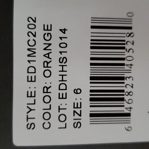 Dress - Picture 3 of 3